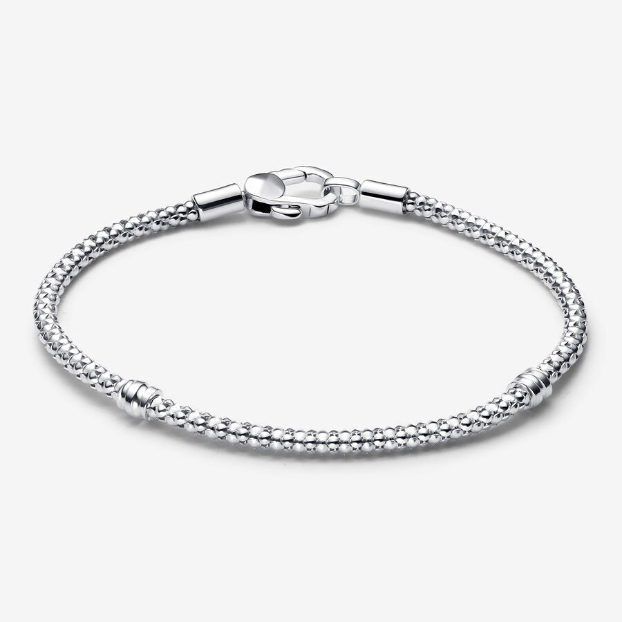 Pulseira de Corrente e Fecho com Tachas